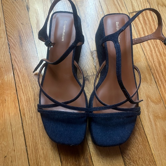 Reformation Zolanda Sandals in Denim - Picture 4 of 9